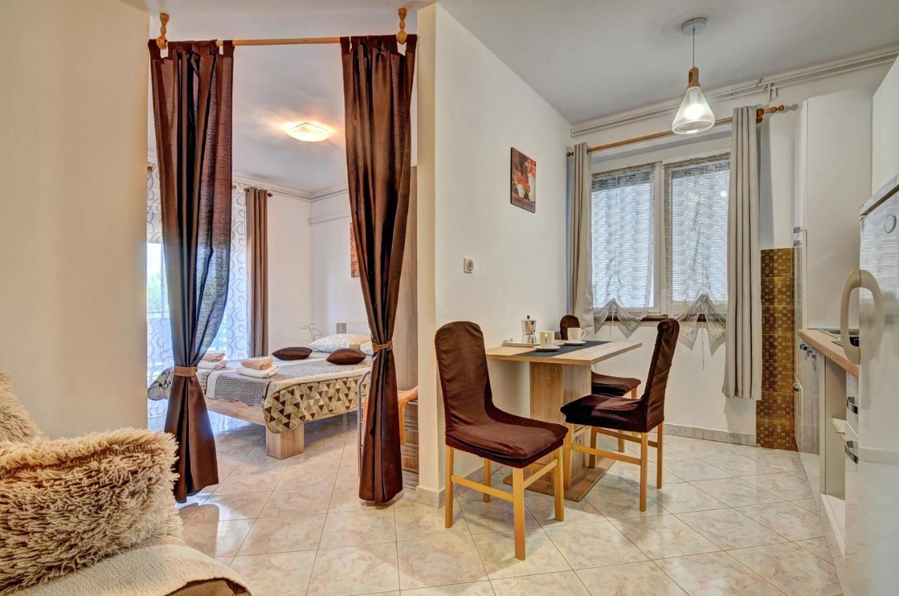 Apartments Kajfes Fažana Εξωτερικό φωτογραφία