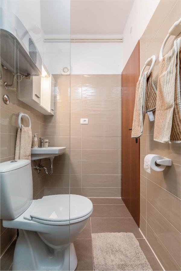 Apartments Kajfes Fažana Εξωτερικό φωτογραφία